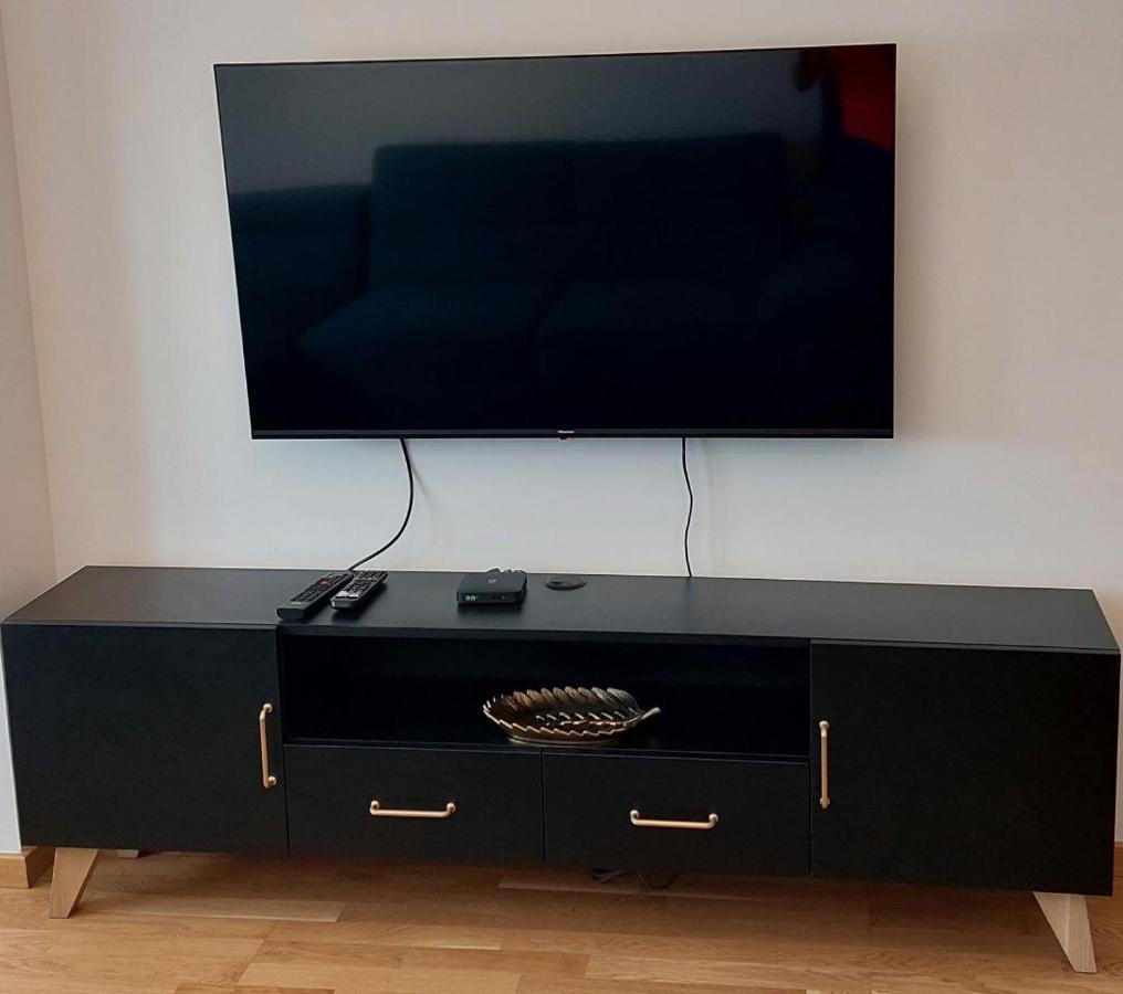 Kej Danube Lux Free Garage Διαμέρισμα Νόβι Σαντ Εξωτερικό φωτογραφία